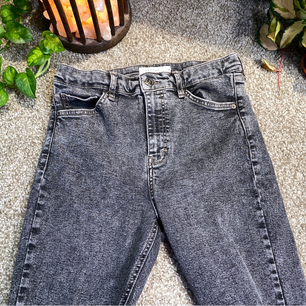 Top Shop Ripped Jamie Jeans - Picture 2 of 5